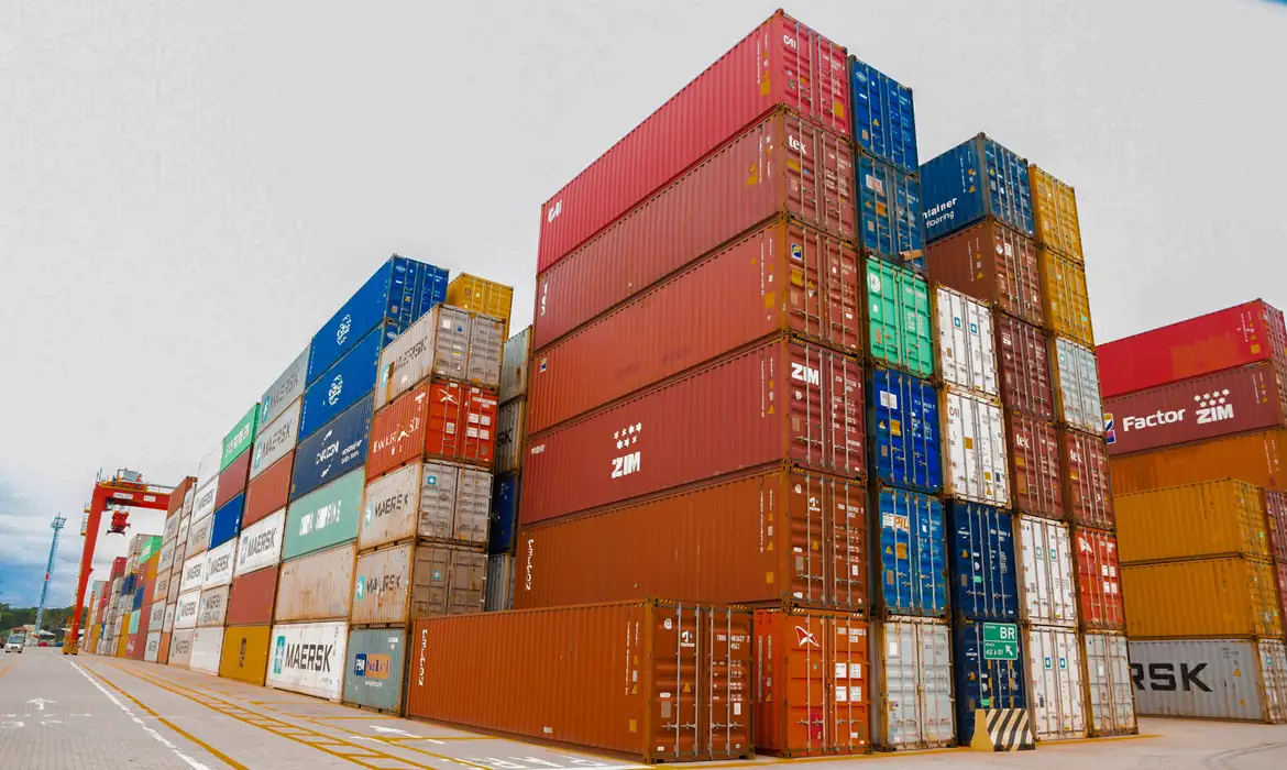 ​São João del-Rei registra superávit de US$ 13,7 milhões na balança comercial no 4º trimestre de 2025