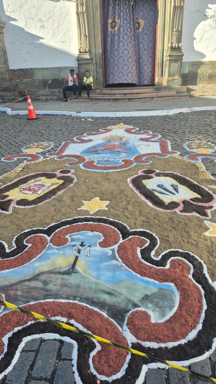 ​Inscrições para oficina de tapetes devocionais terminam nesta segunda-feira (30) em São João del-Rei