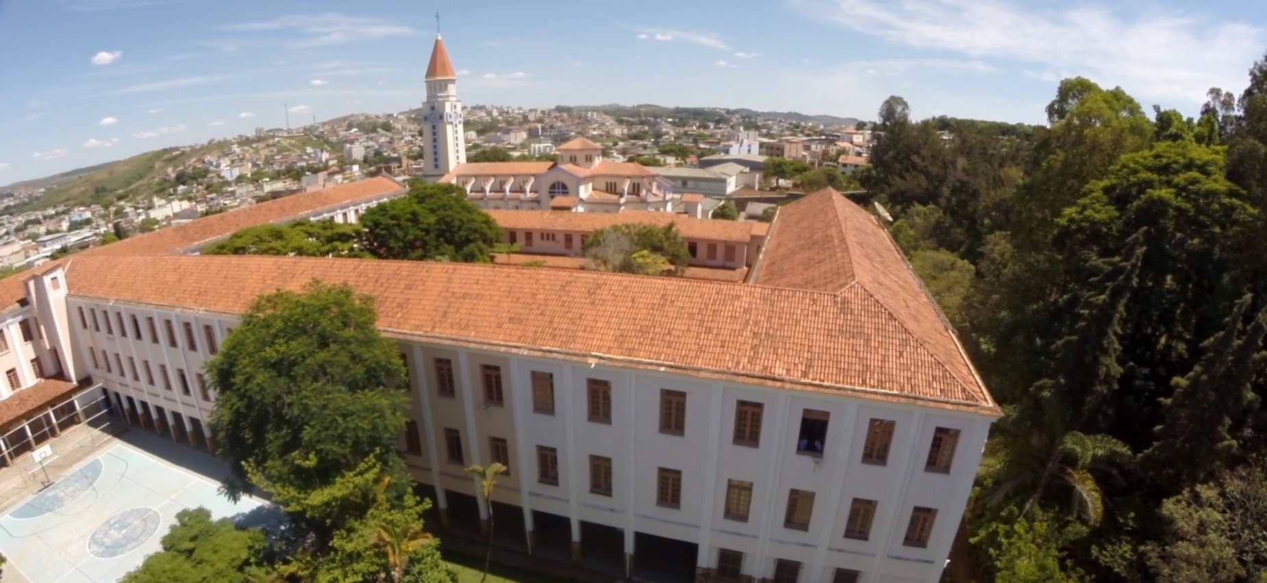 ​UFSJ divulga vagas para reocupação de cursos de graduação em 2027