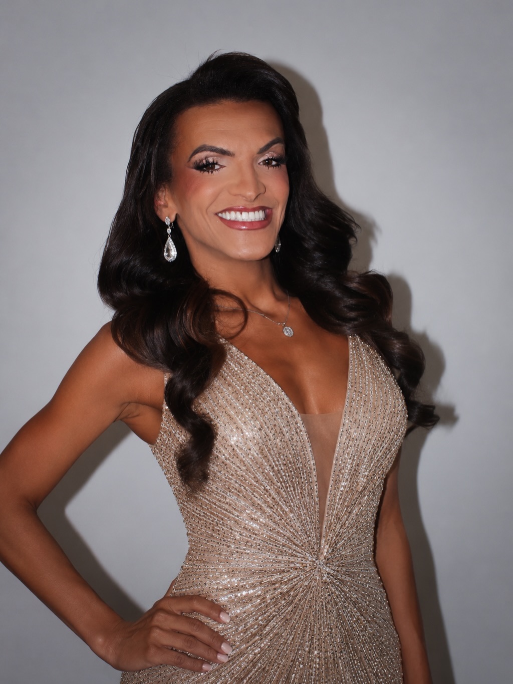 ​São-joanense conquista 4º lugar no Miss Beleza Trans Minas Gerais 2026