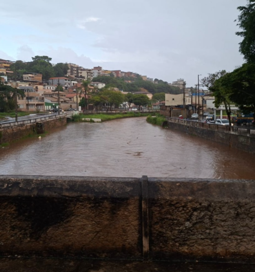 ​INMET emite alerta vermelho para chuvas intensas em São João del-Rei e região
