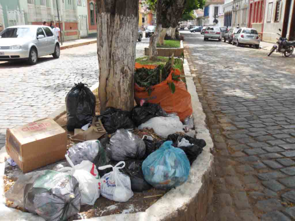 ​Coleta de lixo terá mudanças durante o Carnaval em São João del-Rei