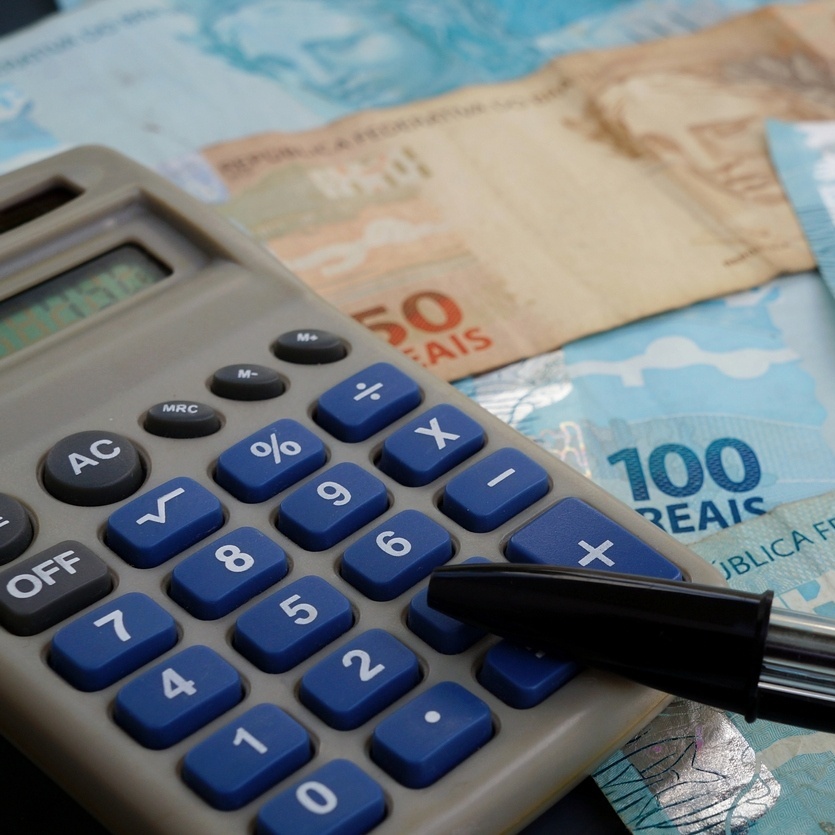 ​Minas encerra 2025 com déficit de R$ 11,3 bilhões e dívida de R$ 187,1 bilhões, aponta Relatório de Gestão Fiscal