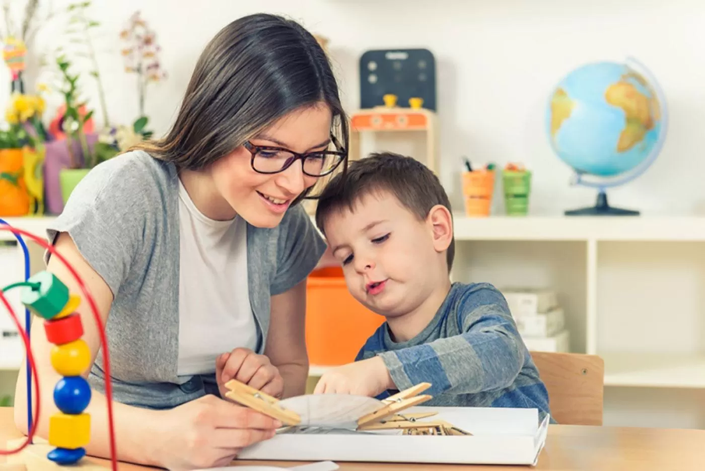 ​Resende Costa oferece vagas para estágio e professor de apoio