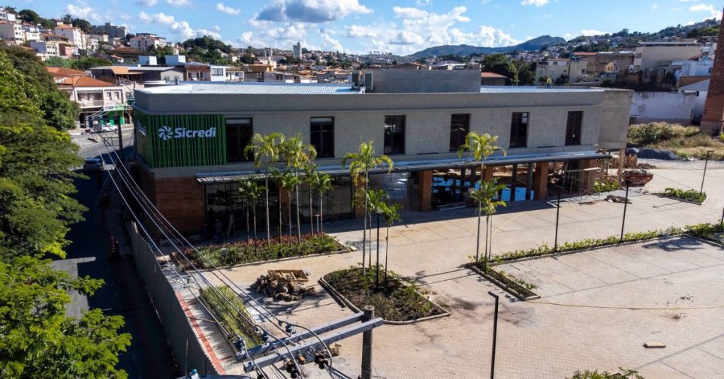 São João del-Rei distribui 12,5 mil kits gratuitos de TV digital no Pátio Fábricas