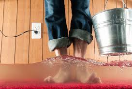 ​Chuvas intensas exigem atenção redobrada com a rede elétrica