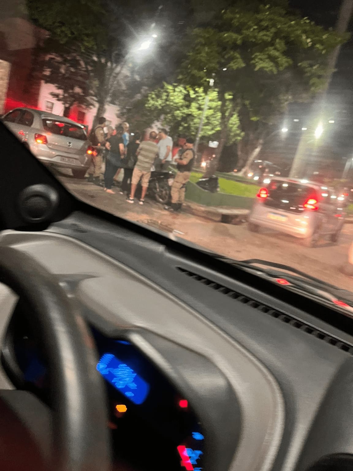 ​Motociclista fica ferido em acidente na Avenida Leite de Castro