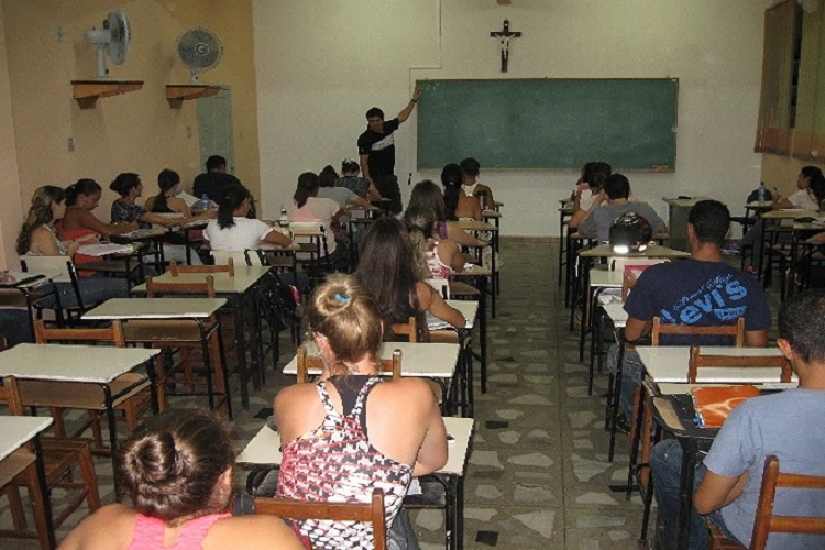 ​Cursinho gratuito Pré-ENEM ABADS abre inscrições em São João del-Rei