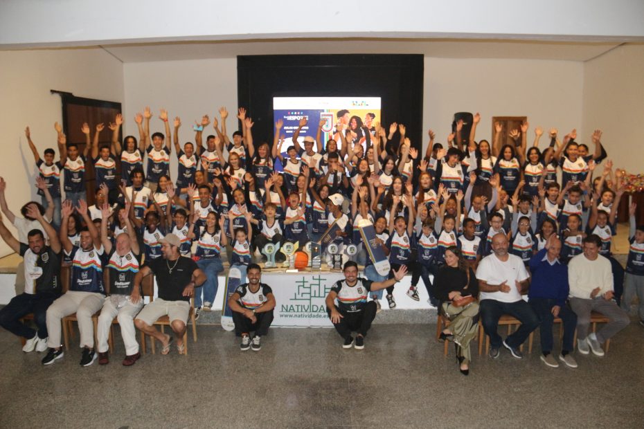 ​Entrega de uniformes marca quatro anos do Projeto Jovens Olímpicos em Tiradentes