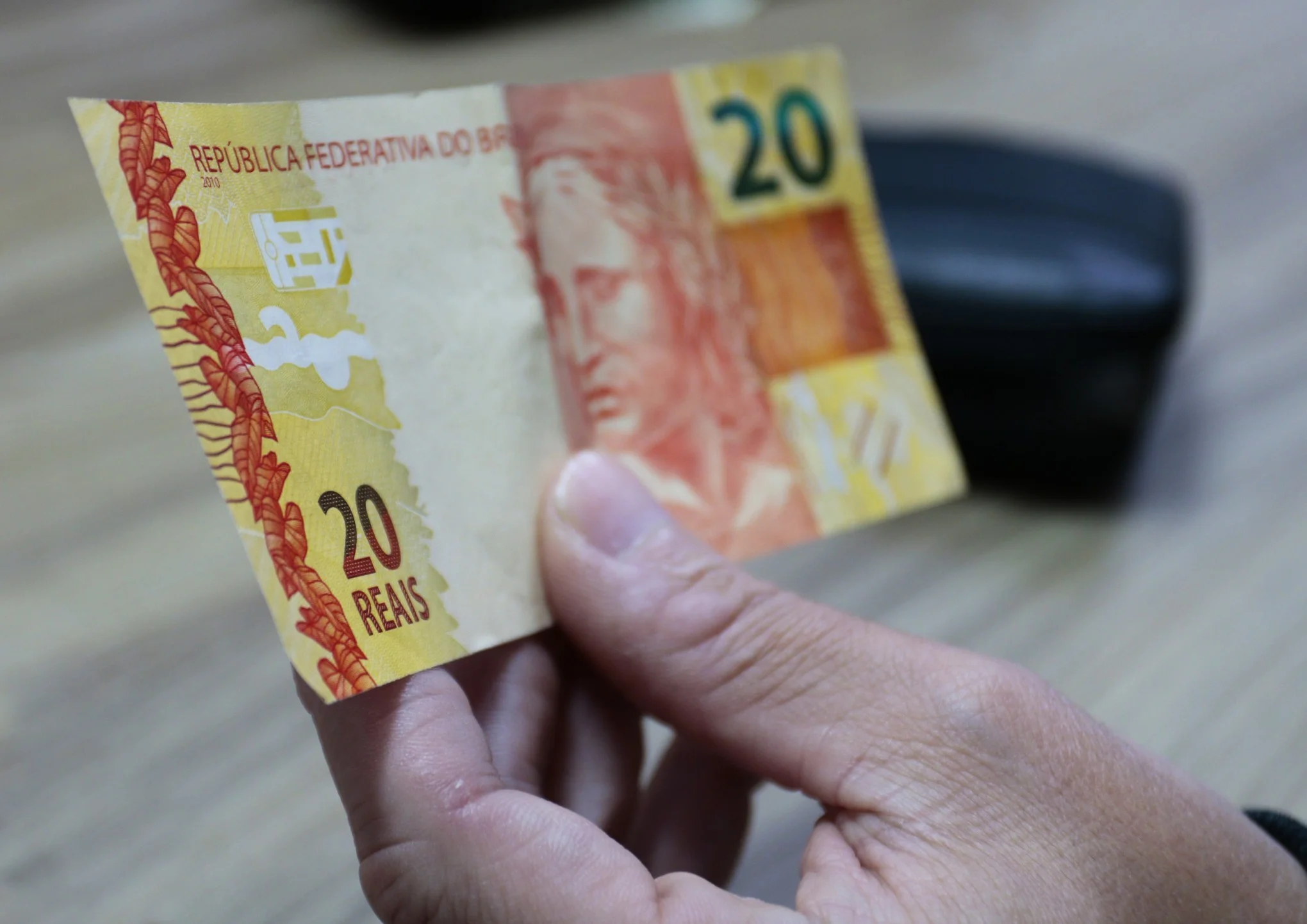 ​Polícia registra suspeita de circulação de nota falsa em posto de combustíveis