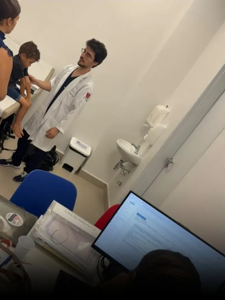 ​Hospital Universitário da UFSJ amplia atividades práticas com estudantes em Divinópolis