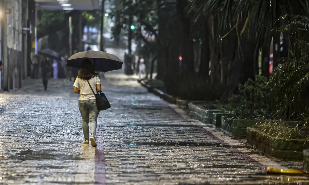 ​Previsão indica chuva e possibilidade de temporais no fim de semana em São João del-Rei